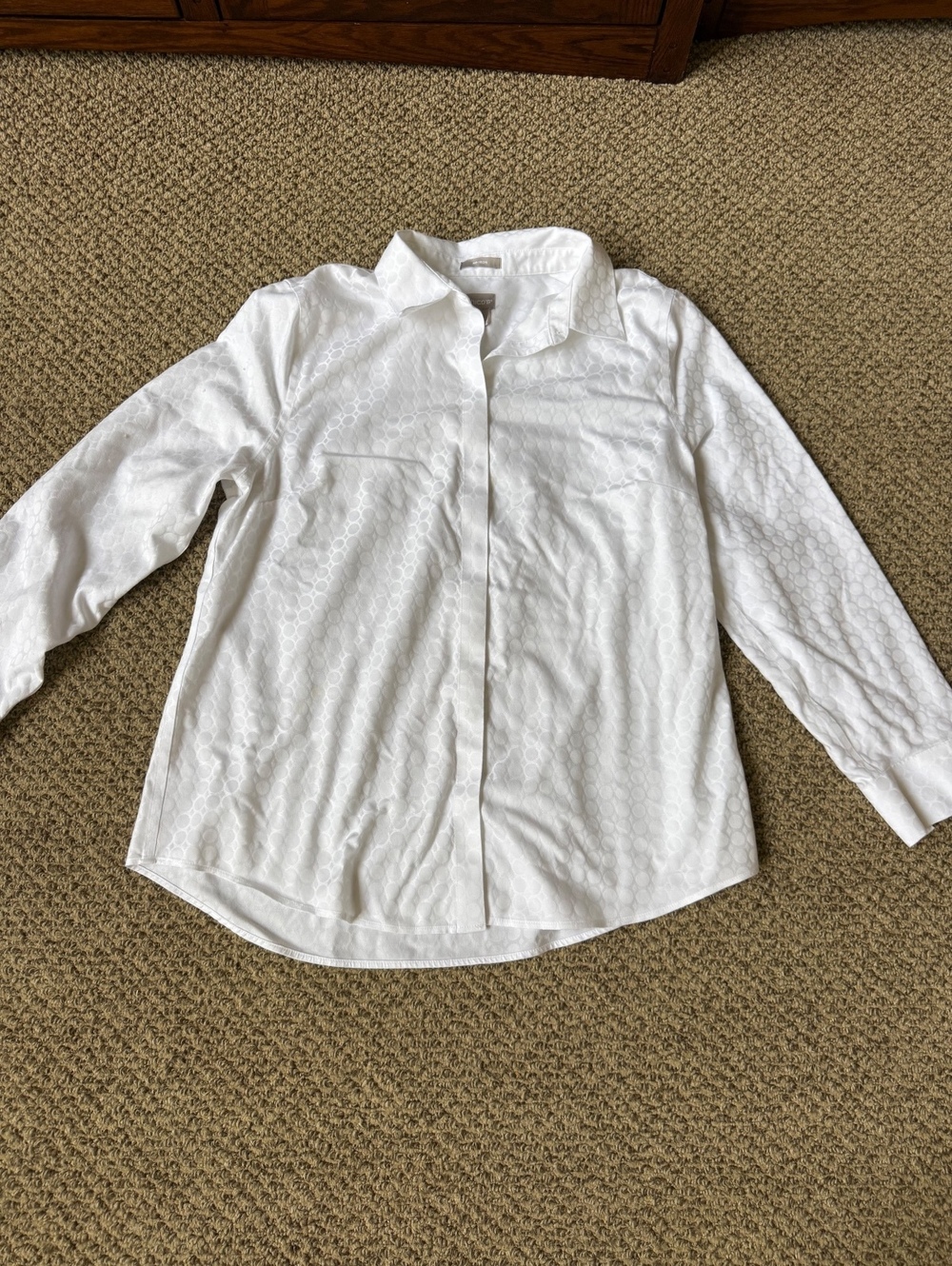 white Chico’s circle pattern print long sleeve button up